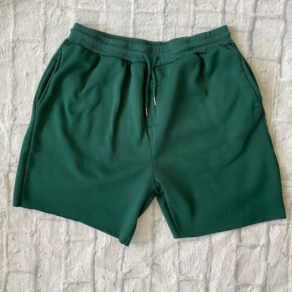 Men’s XL pull on cotton blend cut off shorts w/elastic waist & drawstring green